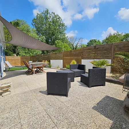 Charmante Maison A 500m De La *