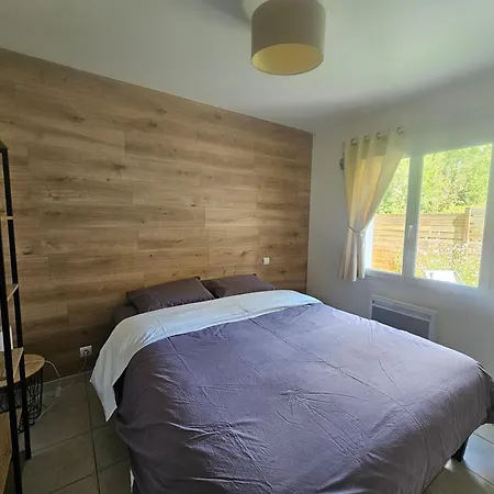 Charmante Maison A 500m De La Ferienhaus